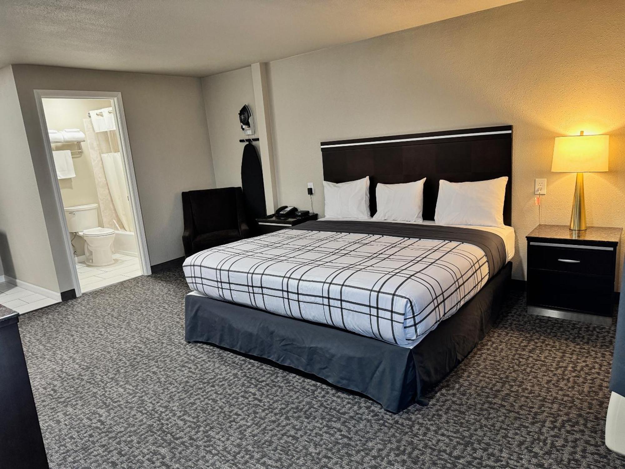 Royal Inn Eugene- Airport Extérieur photo